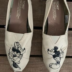 TOMS Mickey Minnie Mouse Shoes 8.5 Disney